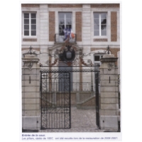 Entrée de la cour