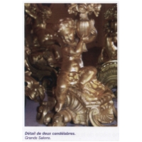 Détail de deux candélabres